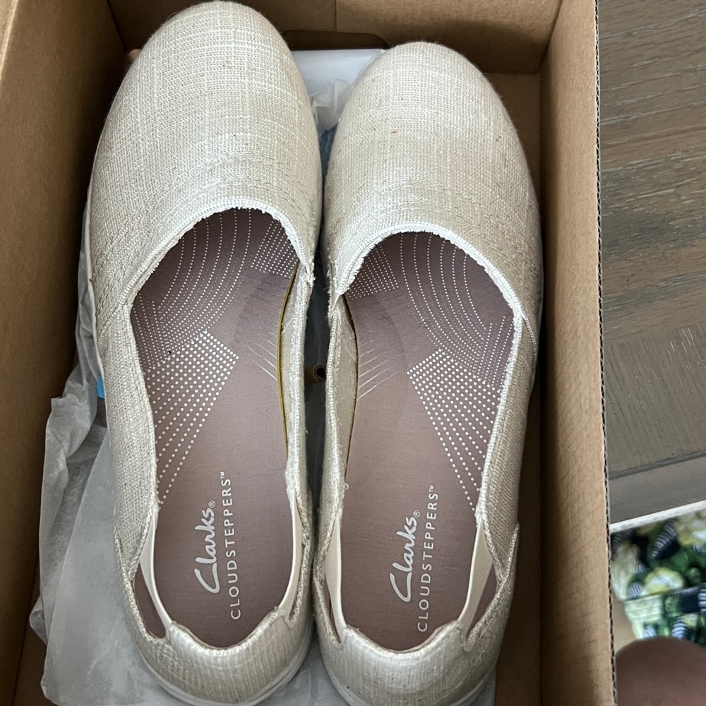 Clarks Cloudsteppers Breeze Step Natural Linen Slip On Shoes Size 9.5